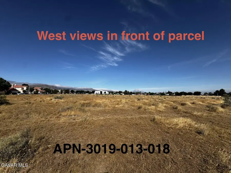 25th Pl East Vic # R12, Palmdale, CA 93550 - #2