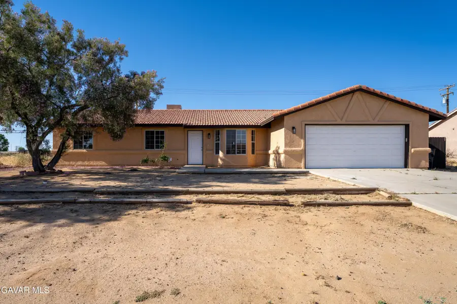 8660 Redwood Boulevard, California City, CA 93505 - #2