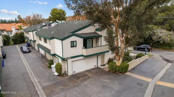 23546 Newhall Avenue #Apt 6, Santa Clarita, CA 91321