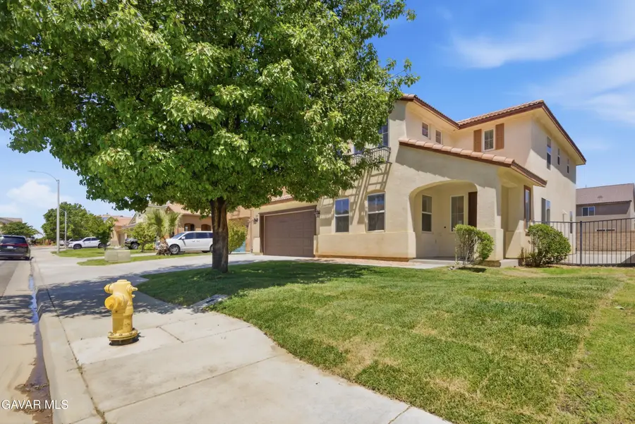 2207 Beechwood Street, Lancaster, CA 93535 - #3