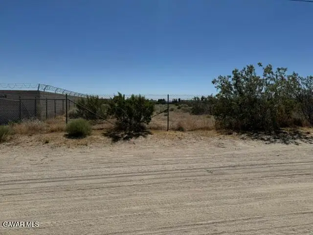 42136 E 6th, Lancaster, CA 93535 - #3