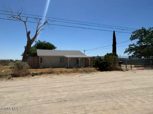 42104 6th Street, Lancaster, CA 93535 - #2