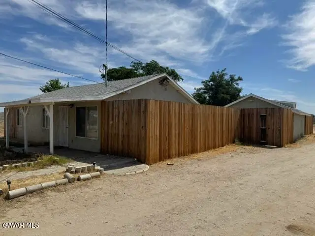 42104 6th Street, Lancaster, CA 93535 - #3