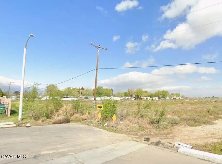 45409 E 8th Street, Lancaster, CA 93535 - #2