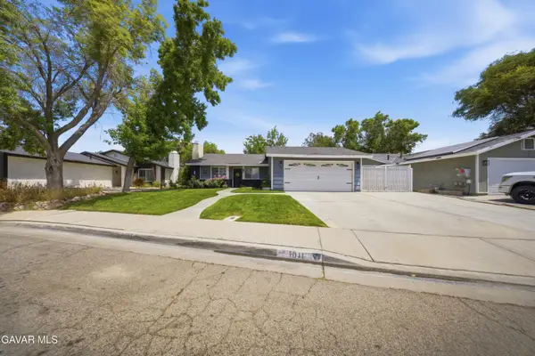 1011 Lightcap Street, Lancaster, CA 93535