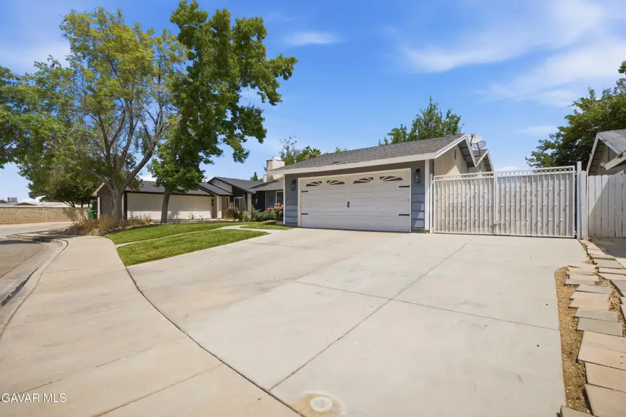 1011 Lightcap Street, Lancaster, CA 93535 - #2