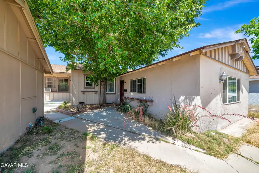 841 W Avenue J-9, Lancaster, CA 93534 - #3