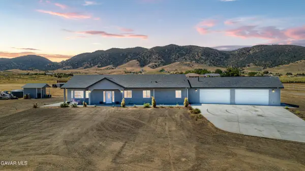 19900 Chinook Street, Tehachapi, CA 93561