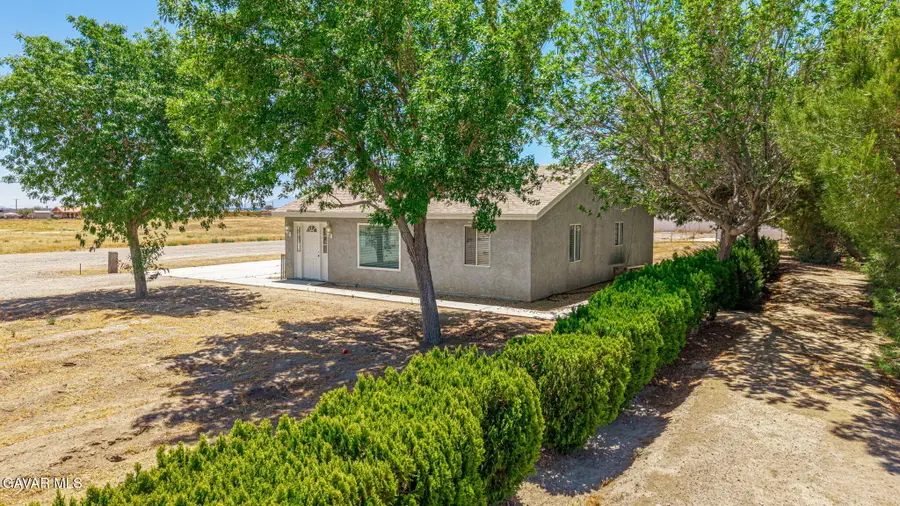 2866 W Avenue F, Lancaster, CA 93536 - #3