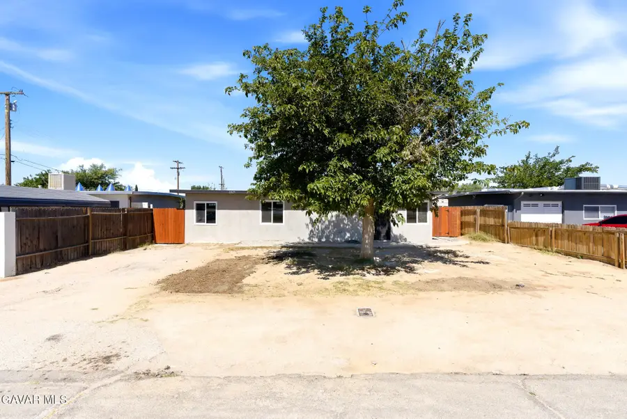 2829 Laurel Street, Rosamond, CA 93560 - #2