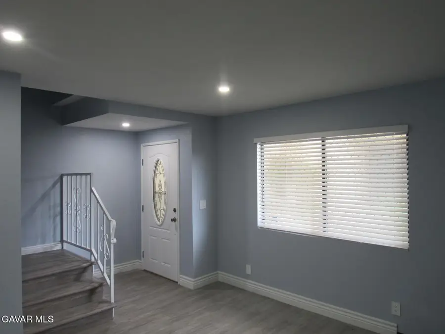1306 W Avenue J4 Avenue #4, Lancaster, CA 93534 - #3