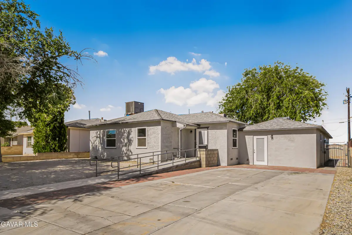 44503 Fern Avenue, Lancaster, CA 93534 - #1