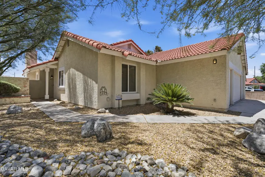 37129 Calle Amigo, Palmdale, CA 93550 - #2