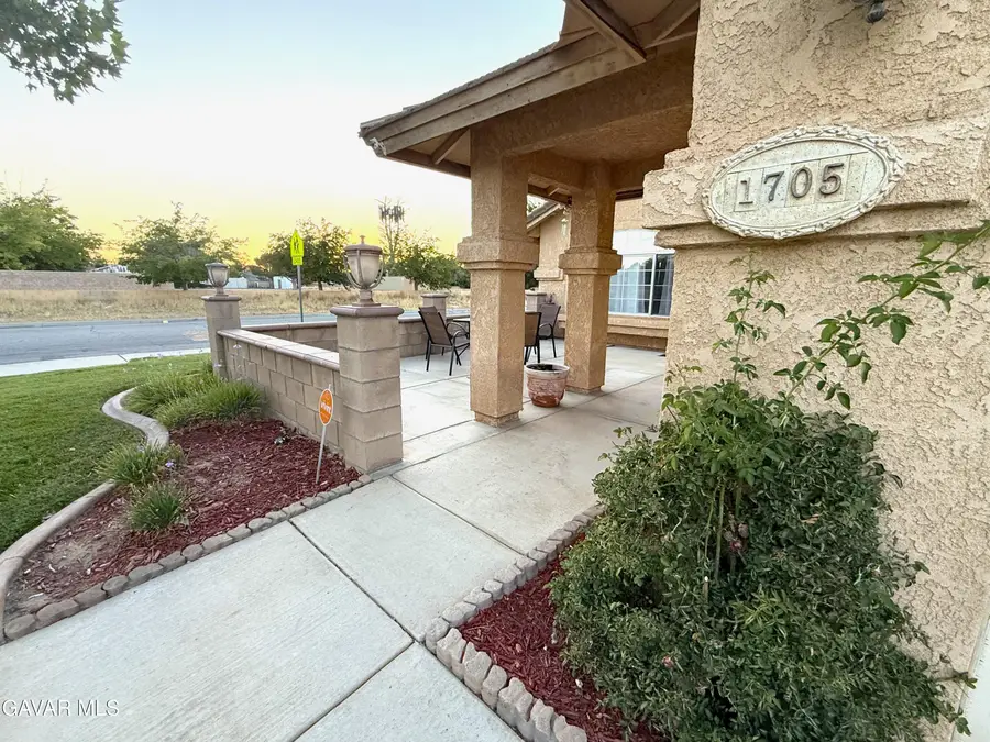 1705 Lightcap Street, Lancaster, CA 93535 - #2