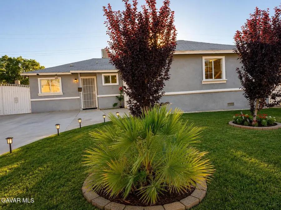 44363 3rd Street, Lancaster, CA 93535 - #2
