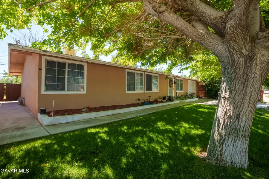45426 Genoa Avenue, Lancaster, CA 93534 - #2