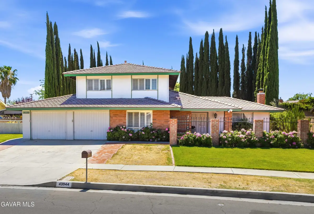 43944 W Halcom Avenue, Lancaster, CA 93536 - #1
