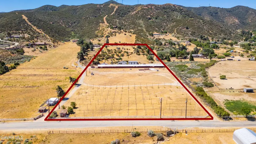 10602 Leona Avenue, Leona Valley, CA 93551 - #2