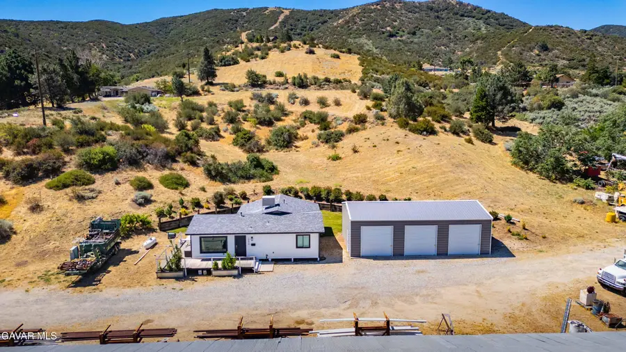 10602 Leona Avenue, Leona Valley, CA 93551 - #3