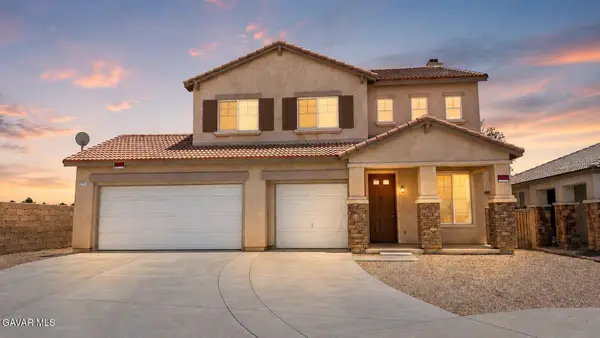 2324 E Newgrove Street, Lancaster, CA 93535