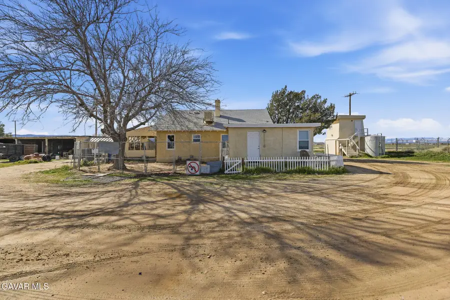 9200 W Avenue H, Lancaster, CA 93536 - #3