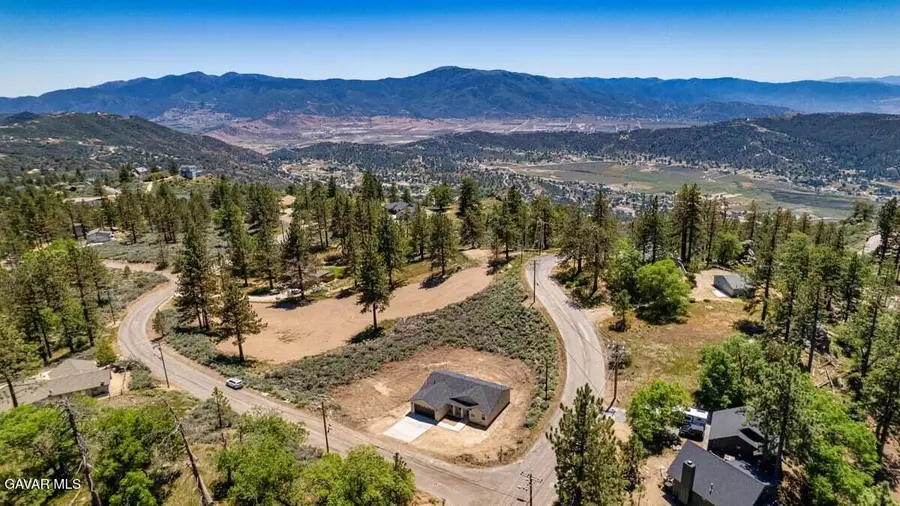 27400 Stirrup Way, Tehachapi, CA 93561 - #2