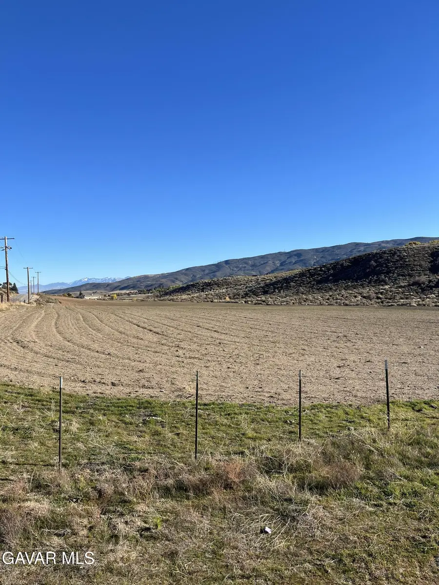 Elizabeth Lake Road # Vic90t, Leona Valley, CA 93551 - #2