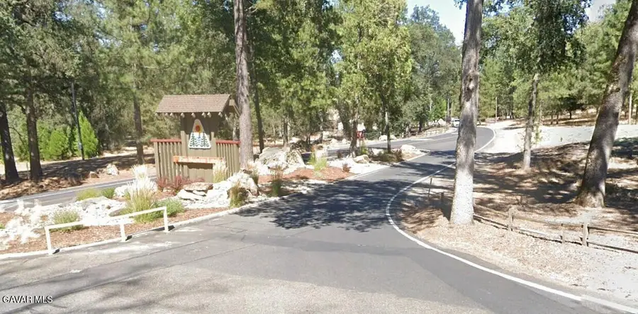 12105 Hillhurst Circle, Pine Mountain Lake, CA 95321 - #2