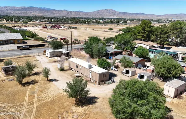 9157 E Avenue S-10, Littlerock, CA 93543
