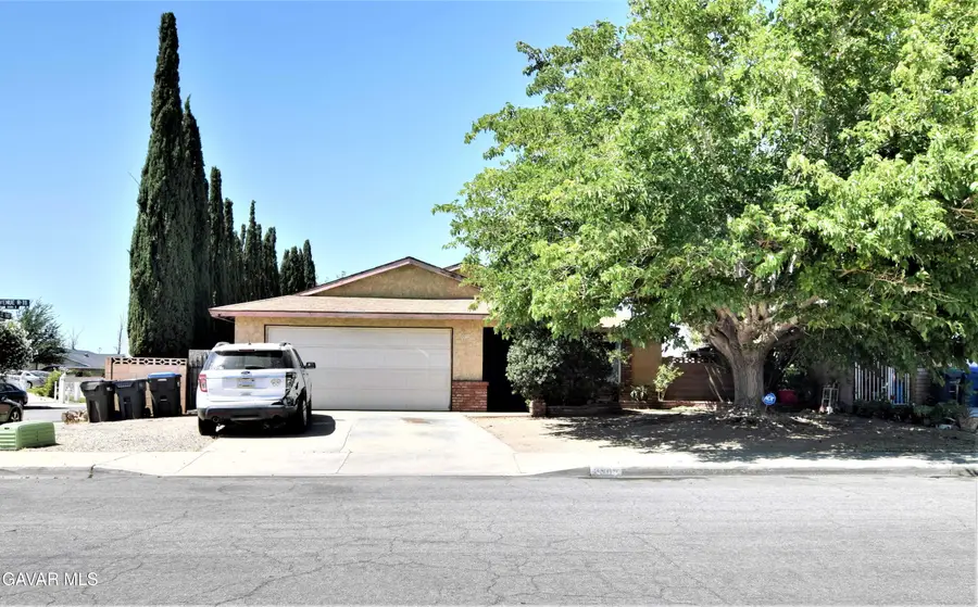 2905 E Avenue R11, Palmdale, CA 93550 - #2
