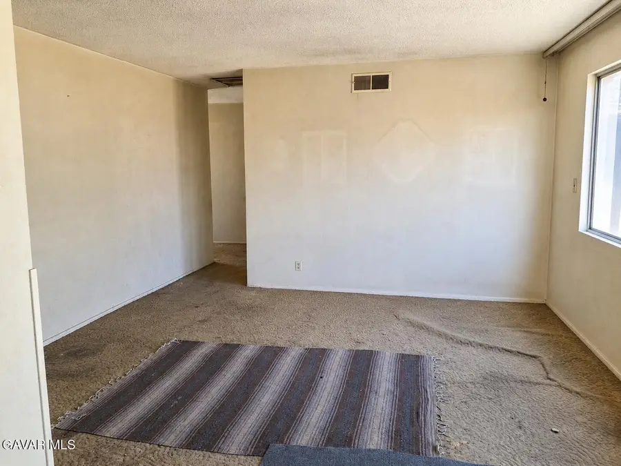 45339 Raysack Avenue, Lancaster, CA 93535 - #3