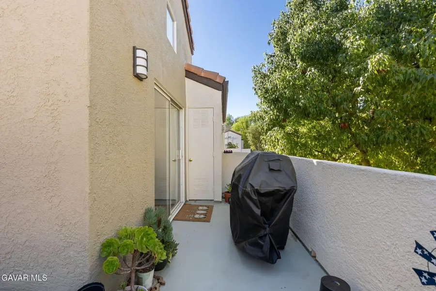 24496 Valle Del Oro #Unit 204, Santa Clarita, CA 91321 - #3