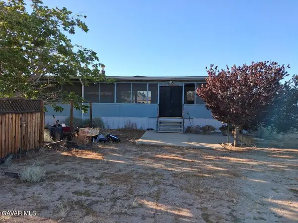 18101 W Avenue E8, Lancaster, CA 93536