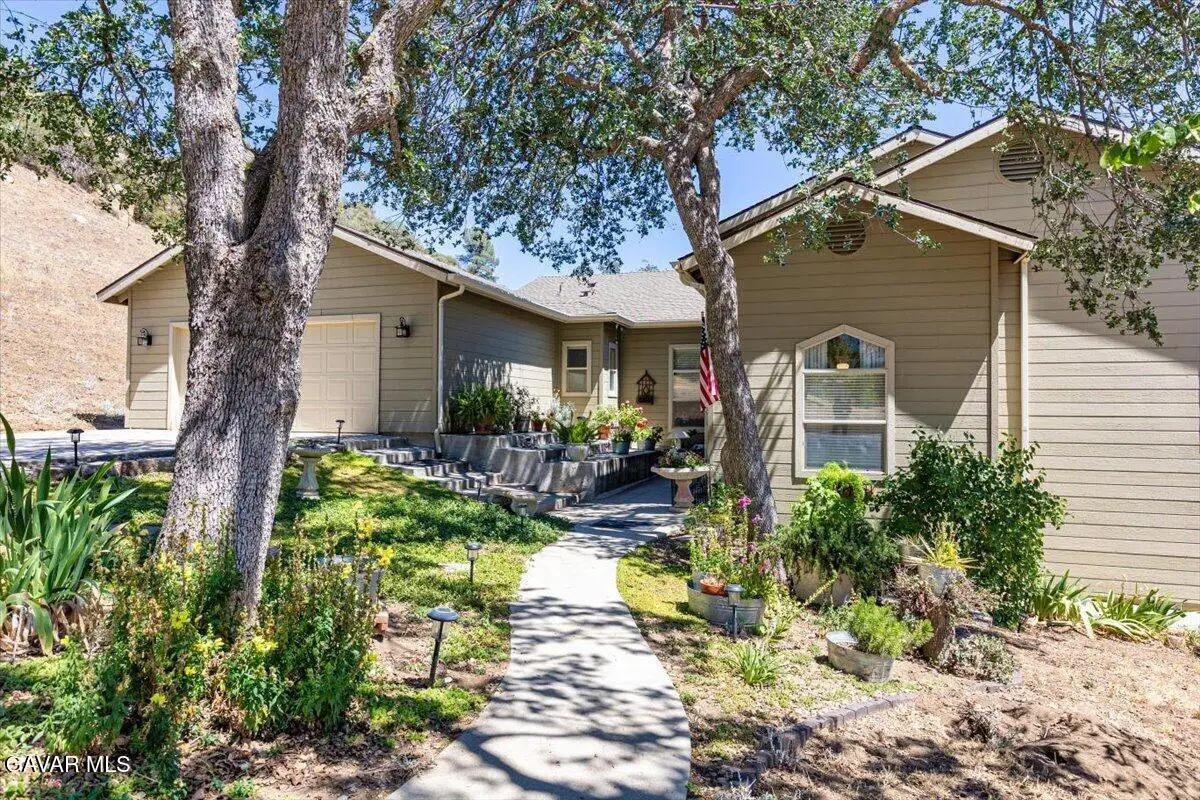 25901 Columbia Way, Tehachapi, CA 93561 - #1