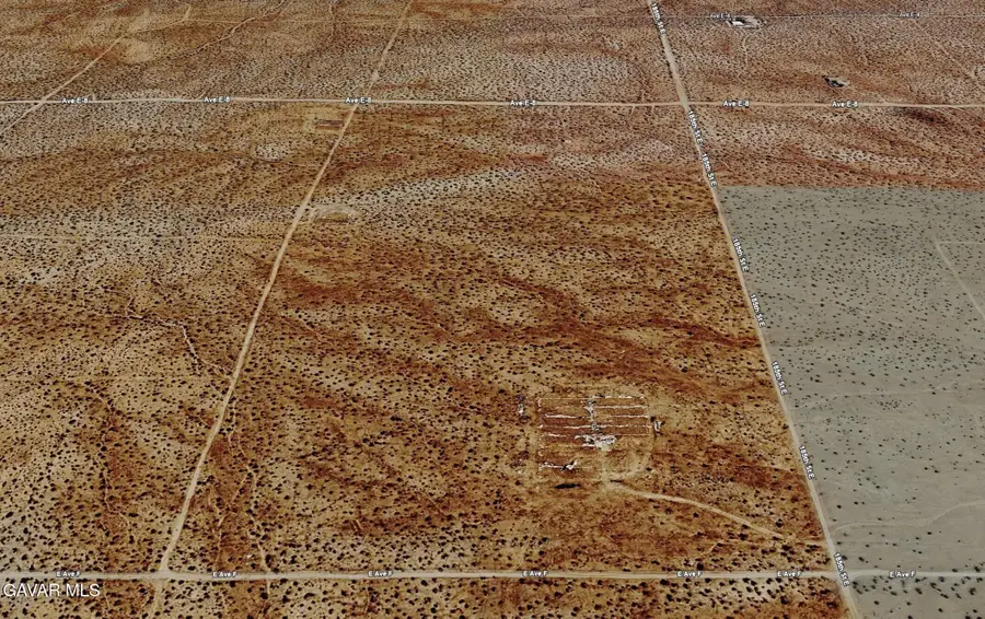 E Ave E-12, Lancaster, CA 93535 - #2