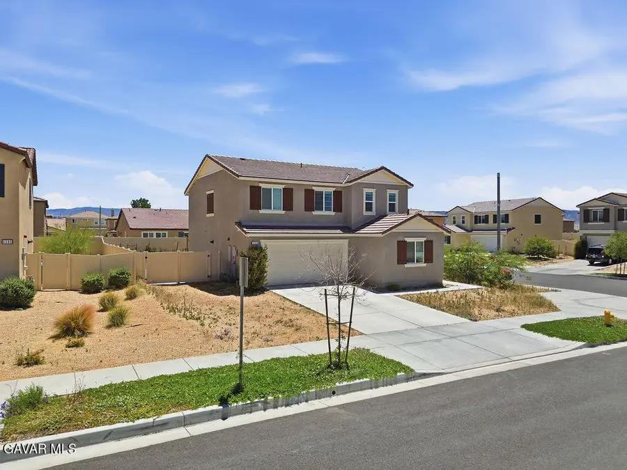 4384 W Ave J-5, Lancaster, CA 93536 - #2
