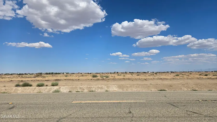 70th St West & Ave J10, Lancaster, CA 93536 - #3