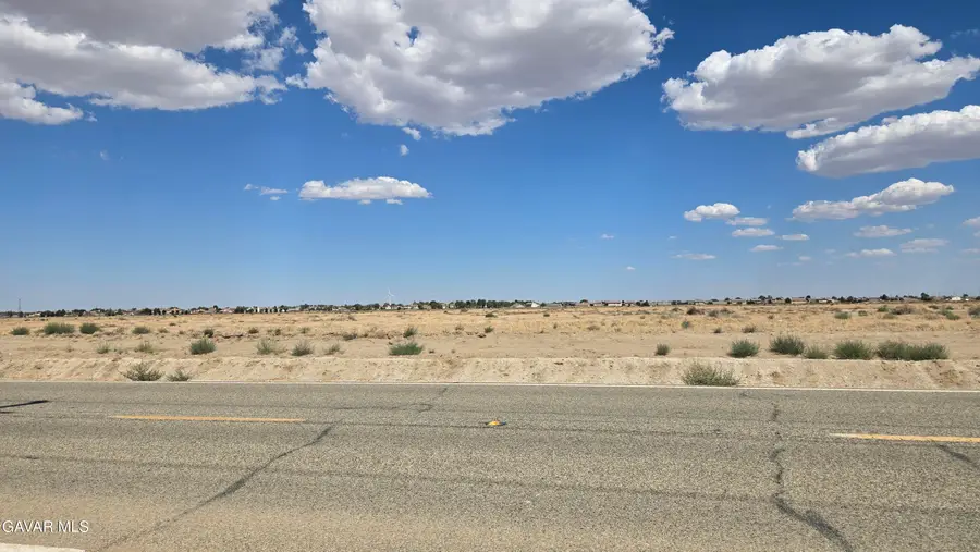 70th St West & Ave J10, Lancaster, CA 93536 - #3