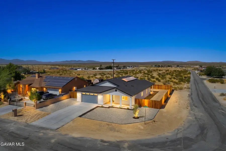 10433 Trumbull Street, California City, CA 93505 - #3