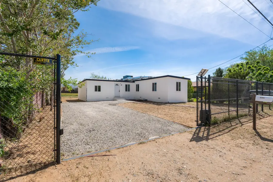 5320 W Avenue L4, Quartz Hill, CA 93536 - #3