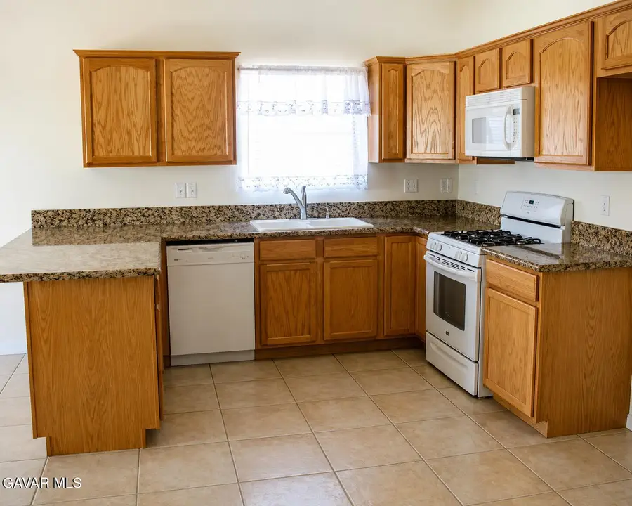 7606 Jimson Avenue, California City, CA 93505 - #3