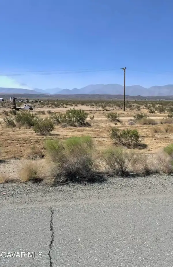 181 Ste Vic Pb Highway, Palmdale, CA 93591