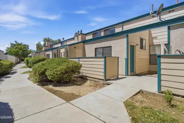 44550 E 15th Street #Unit 8, Lancaster, CA 93535