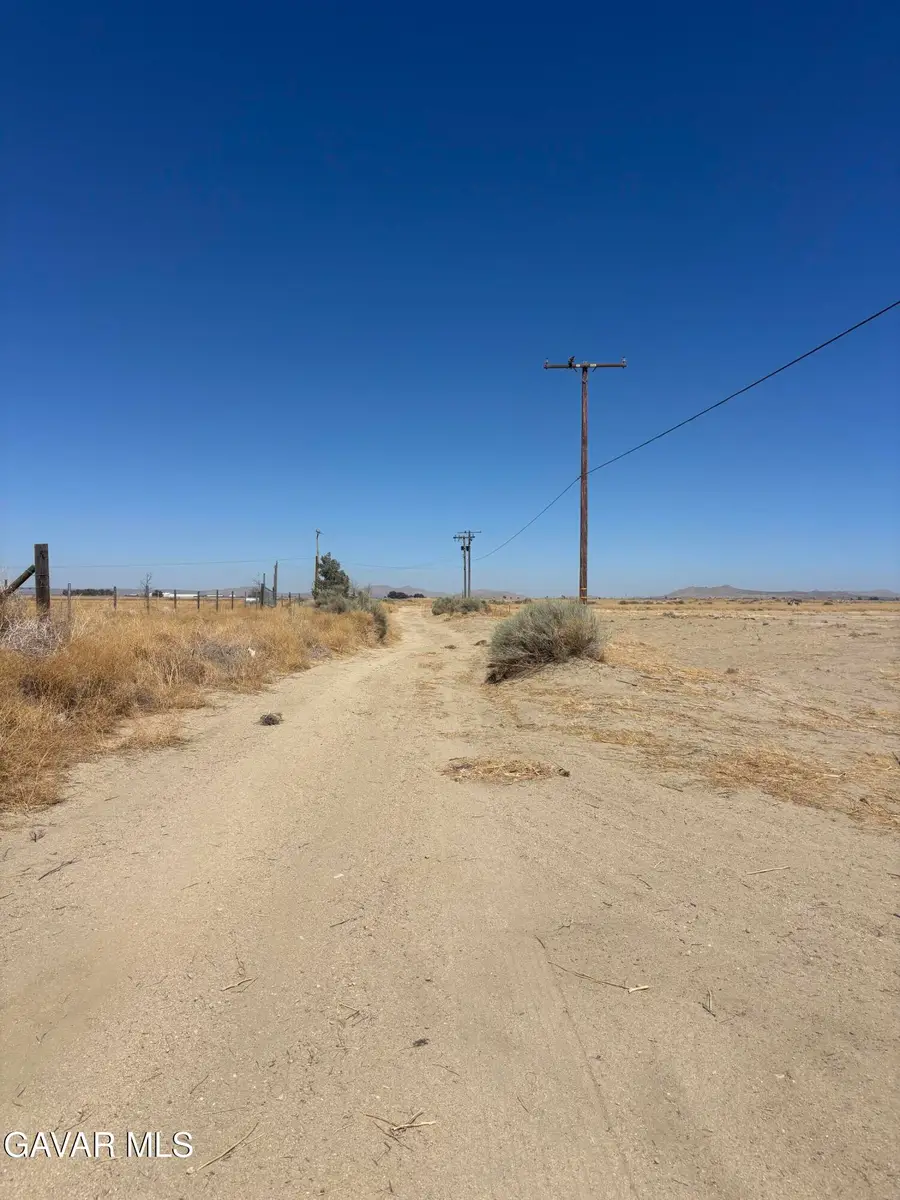 0 E Vic Avenue K8 56 Ste Avenue, Lancaster, CA 93535 - #3