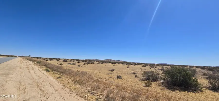 24000 E Avenue J-8, Lancaster, CA 93535 - #2
