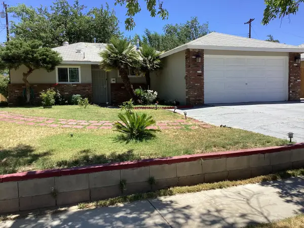 44014 Fern Avenue, Lancaster, CA 93534