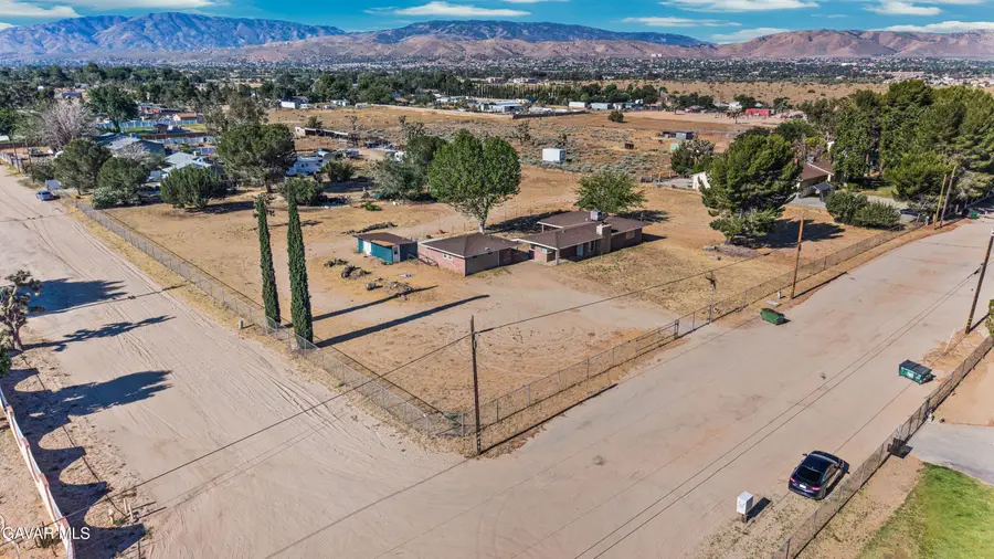 2714 W Avenue M8, Palmdale, CA 93551 - #2