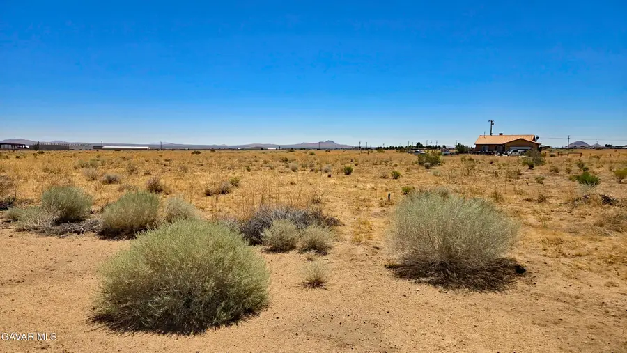 Gabreski Ct Near Doolittle, California City, CA 93505 - #3