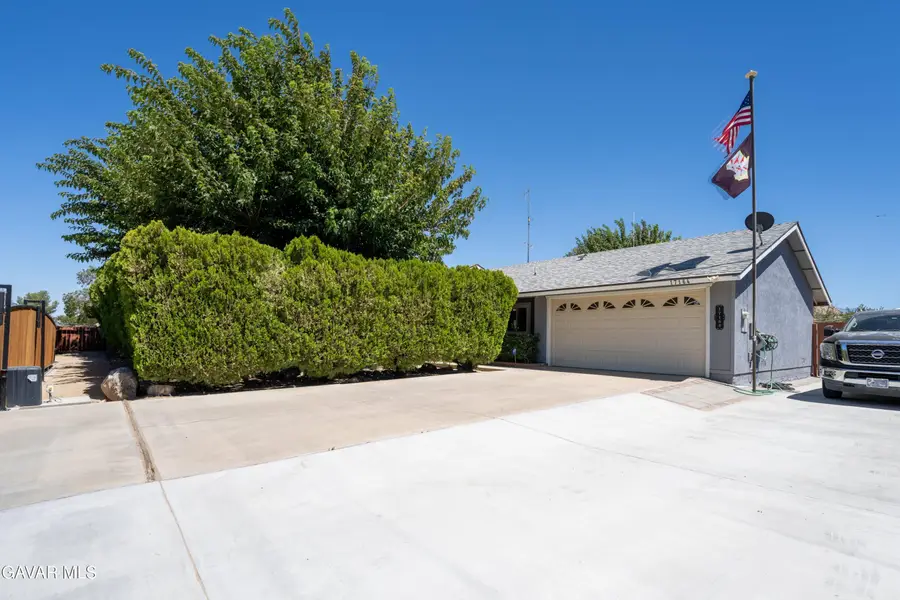 17164 Schollview Avenue, Lake Los Angeles, CA 93591 - #3