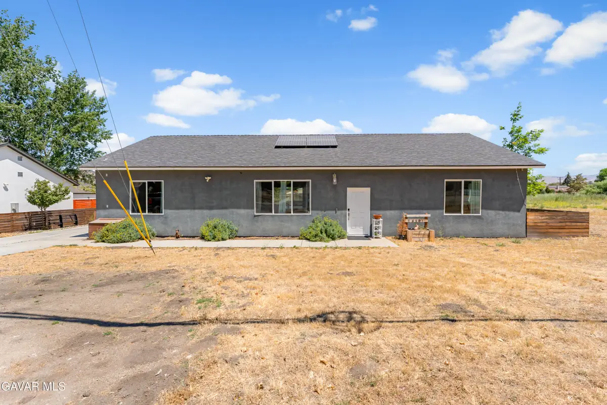28301 Stallion Springs Drive, Tehachapi, CA 93561 - #1